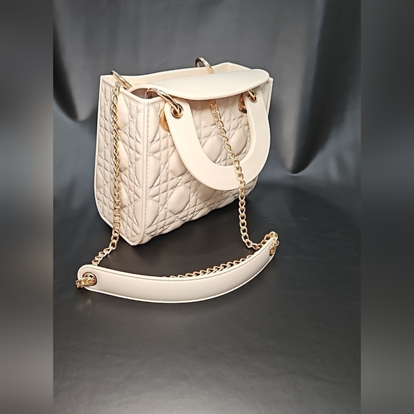 Handbags - Diamond Cut Jelly  Crossover Handbag